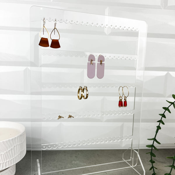 Scalloped Clear Acrylic Freestanding Earring Holder