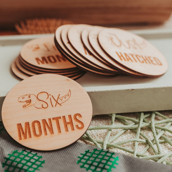 Natural Wood Monthly Milestone cards with Dinosaur Theme